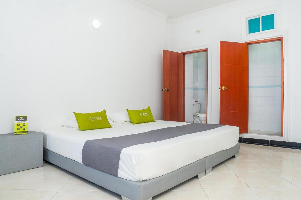 Hotel Castillo Resort ซันตามาร์ตา ภายนอก รูปภาพ