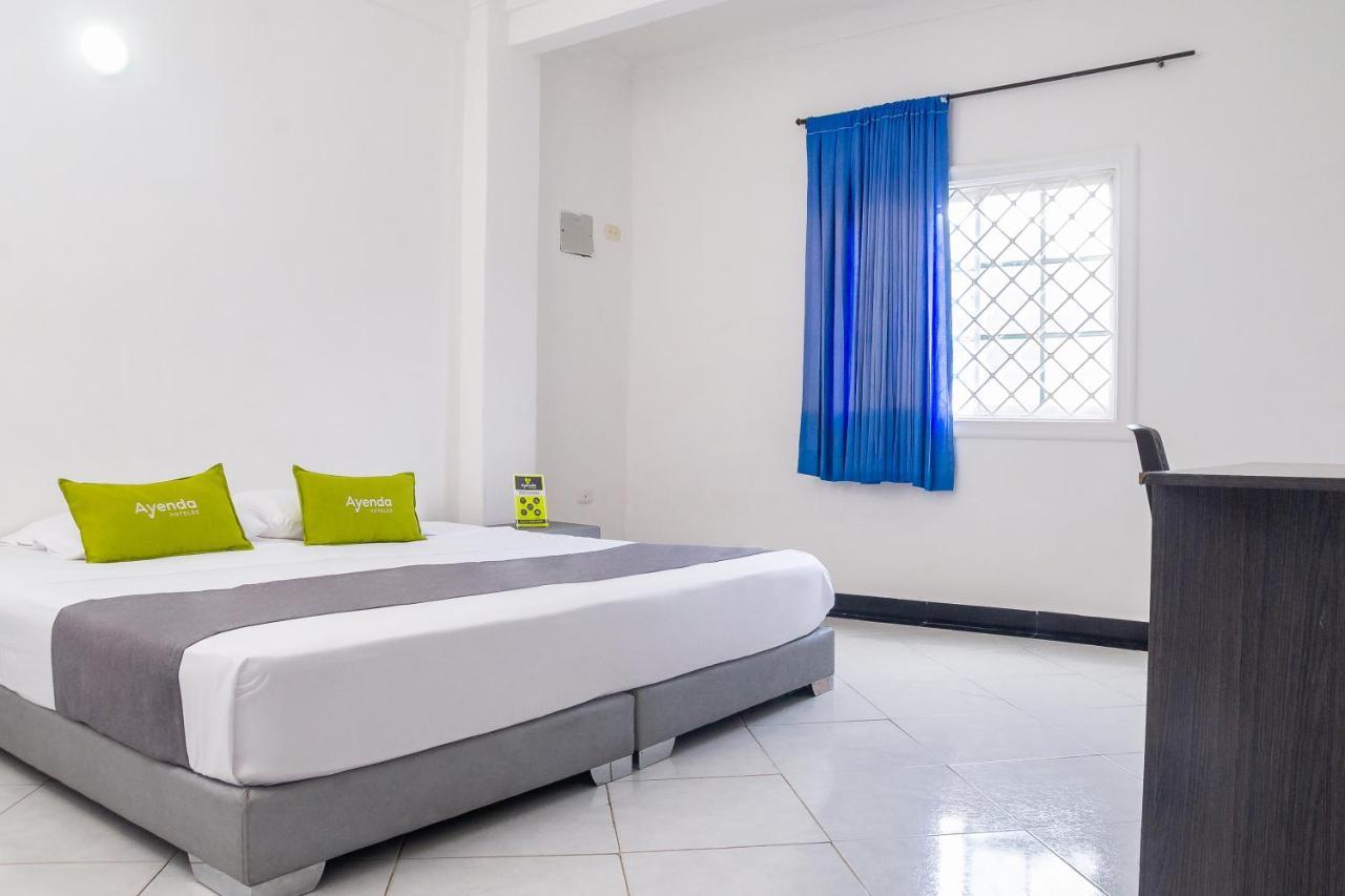 Hotel Castillo Resort ซันตามาร์ตา ภายนอก รูปภาพ